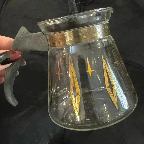 MCM PYREX GOLD ATOMIC DIAMOND STARS CARAFE 2 CUP COFFEE TEA POT 5" - Picture 3 of 12
